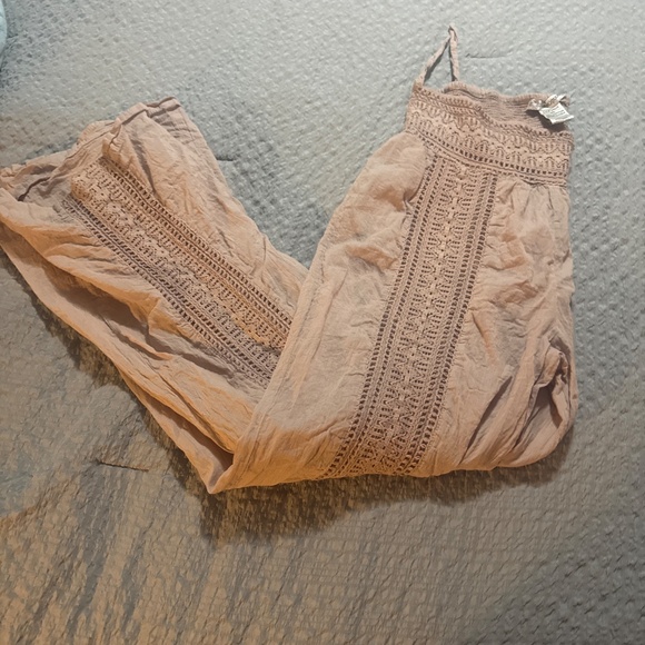 Embroidered pants - Picture 4 of 4